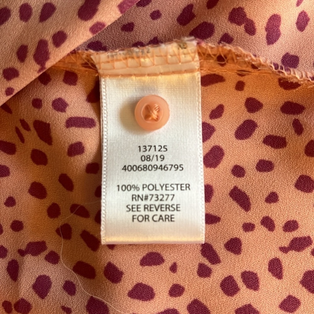 Candie’s long sleeved, lightweight peach with magenta spots. Size XS. NWT - Picture 7 of 7